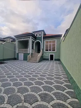 Satılır 4 otaqlı həyət evi 123 m²