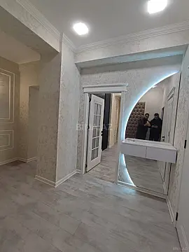 Satılır 2 otaqlı mənzil 78 m²