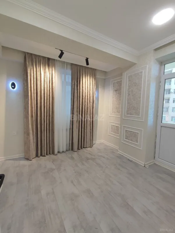 Satılır 2 otaqlı mənzil 78 m²