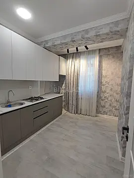 Satılır 2 otaqlı mənzil 78 m²