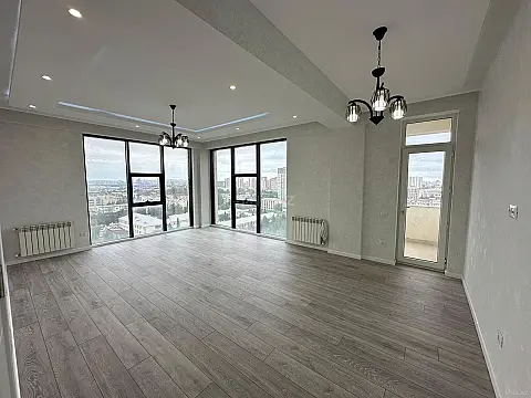 Satılır 4 otaqlı mənzil 181 m² — Bakı 4 otaq 181.00 m²
