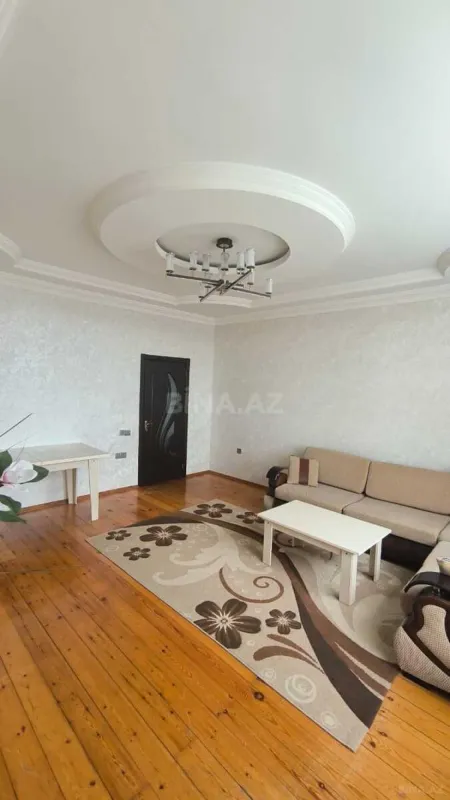 Satılır 2 otaqlı mənzil 78 m²
