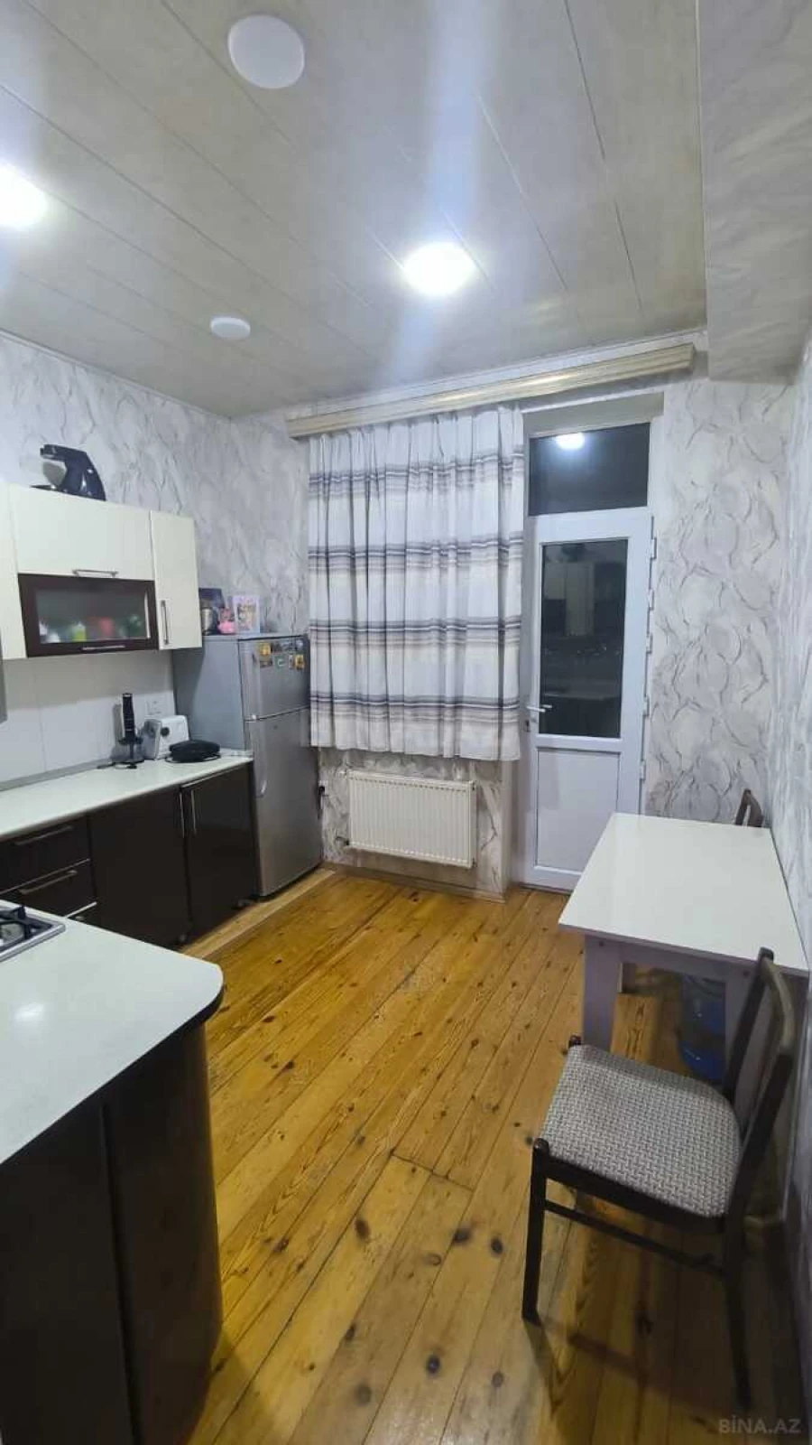 Satılır 2 otaqlı mənzil 78 m²