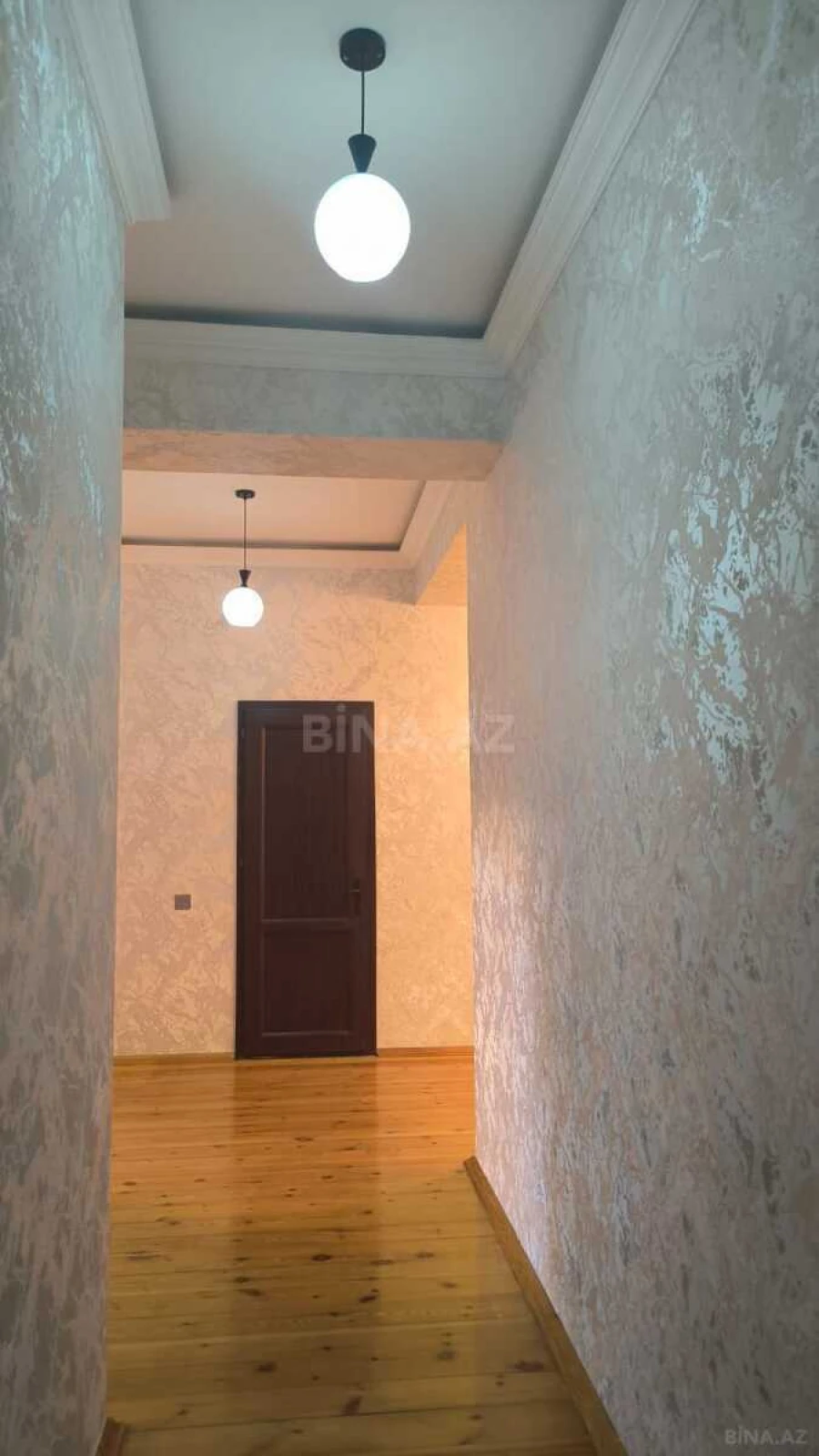 Satılır 2 otaqlı mənzil 78 m²