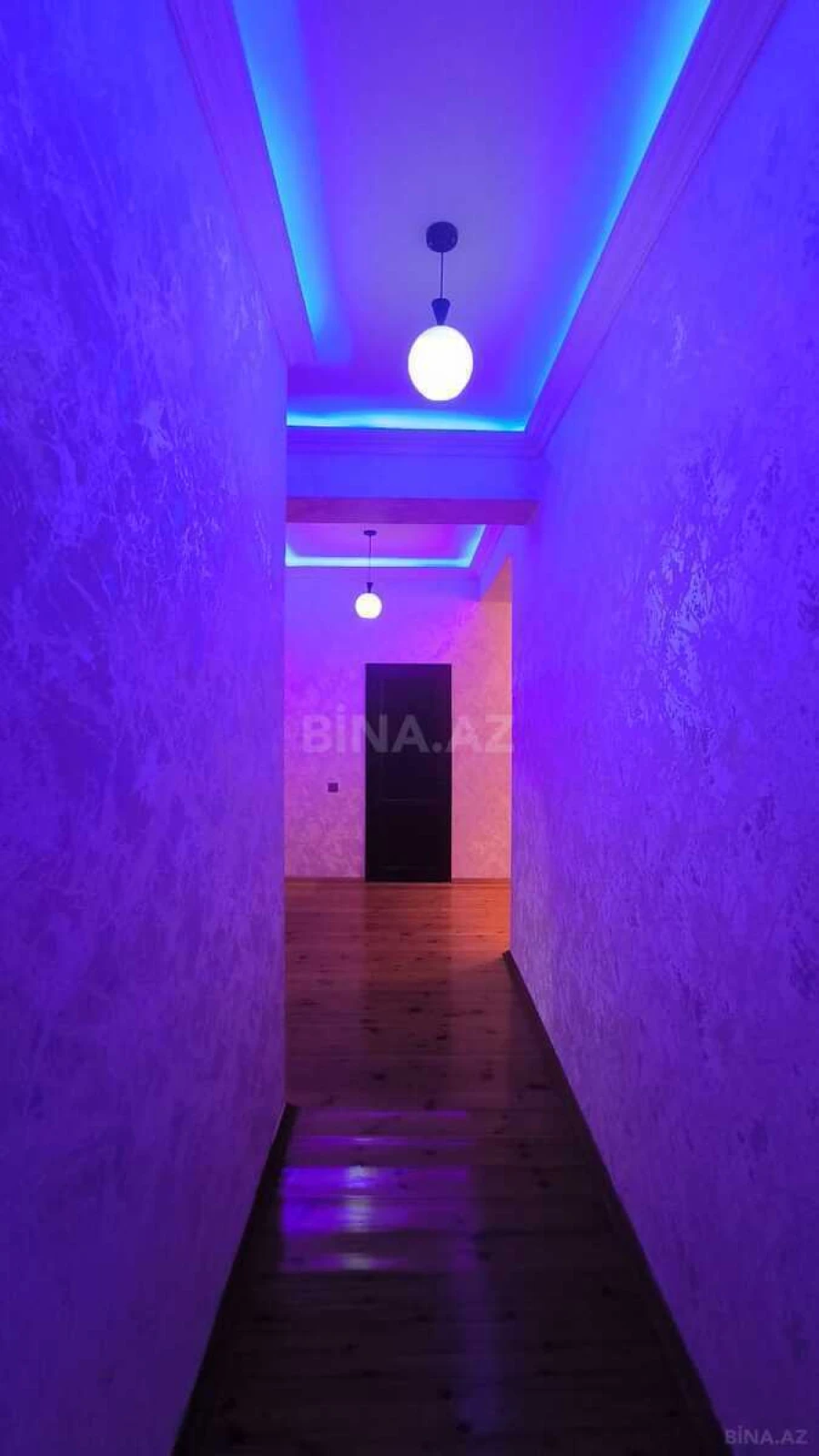 Satılır 2 otaqlı mənzil 78 m²