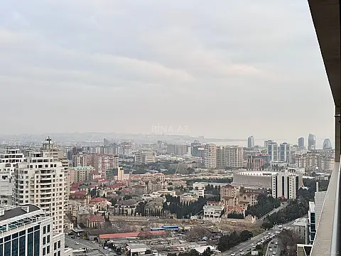 Satılır 3 otaqlı mənzil 148 m²