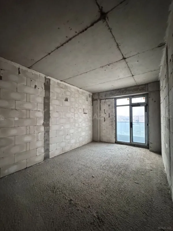 Satılır 3 otaqlı mənzil 148 m²