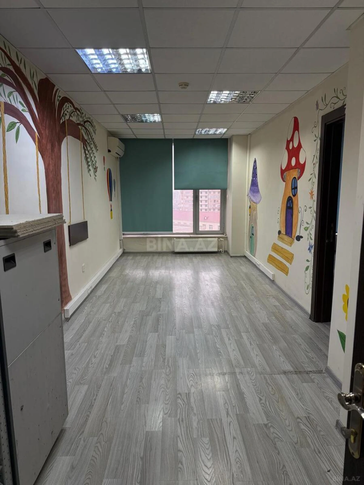 Satılır 16 otaqlı ofis 564.3 m²