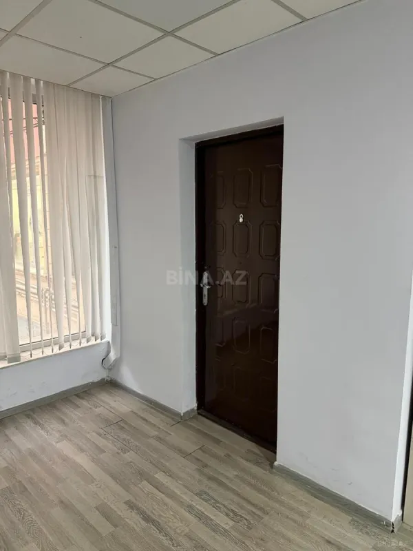 Kirayə verilir 16 otaqlı ofis 564.3 m²