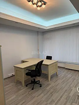 Kirayə verilir 16 otaqlı ofis 564.3 m²