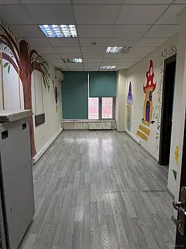 Kirayə verilir 16 otaqlı ofis 564.3 m²