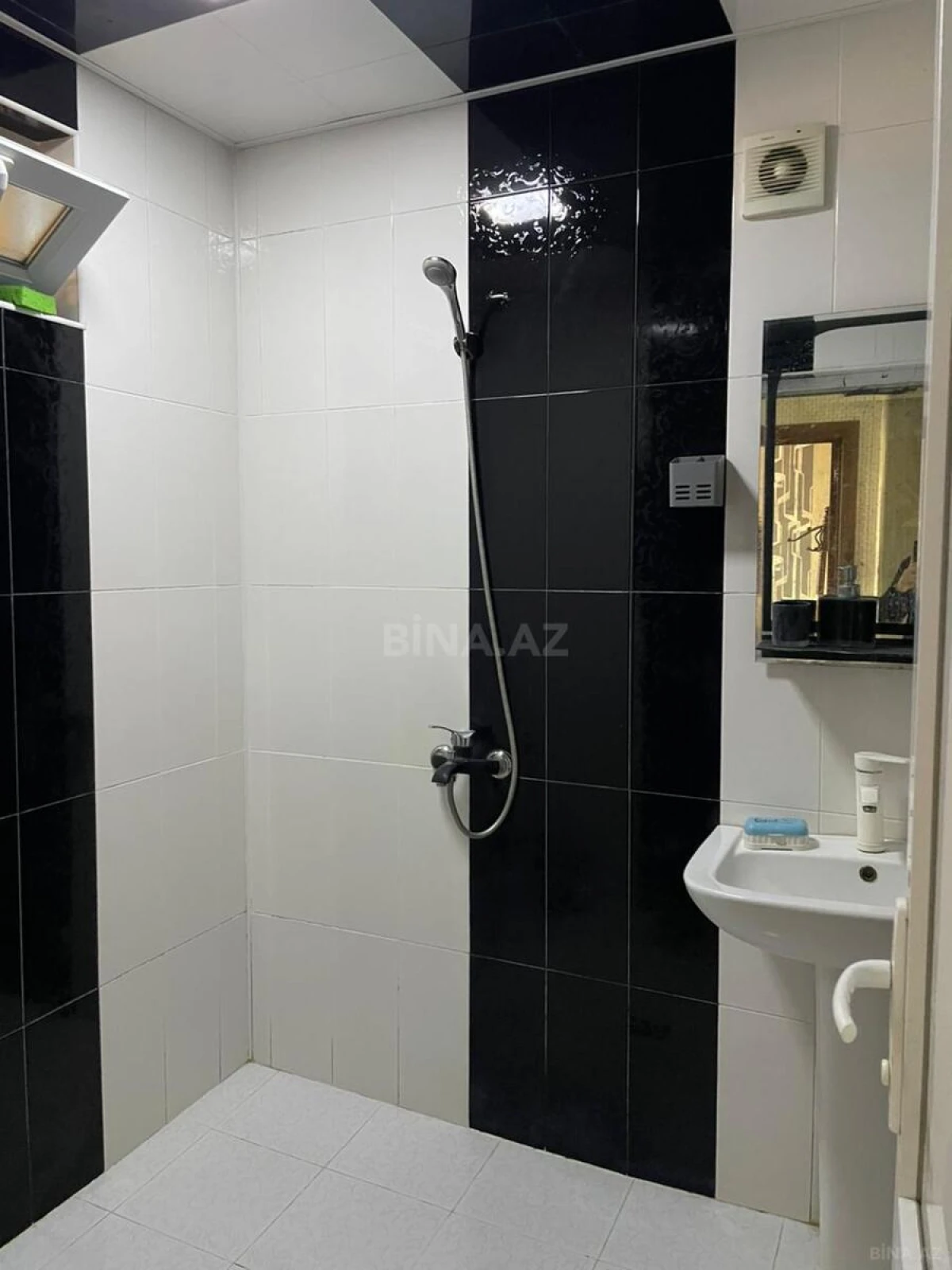 Satılır 3 otaqlı mənzil 80 m²