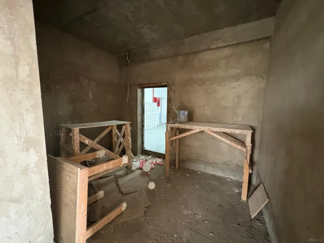 Satılır 3 otaqlı mənzil 112 m²