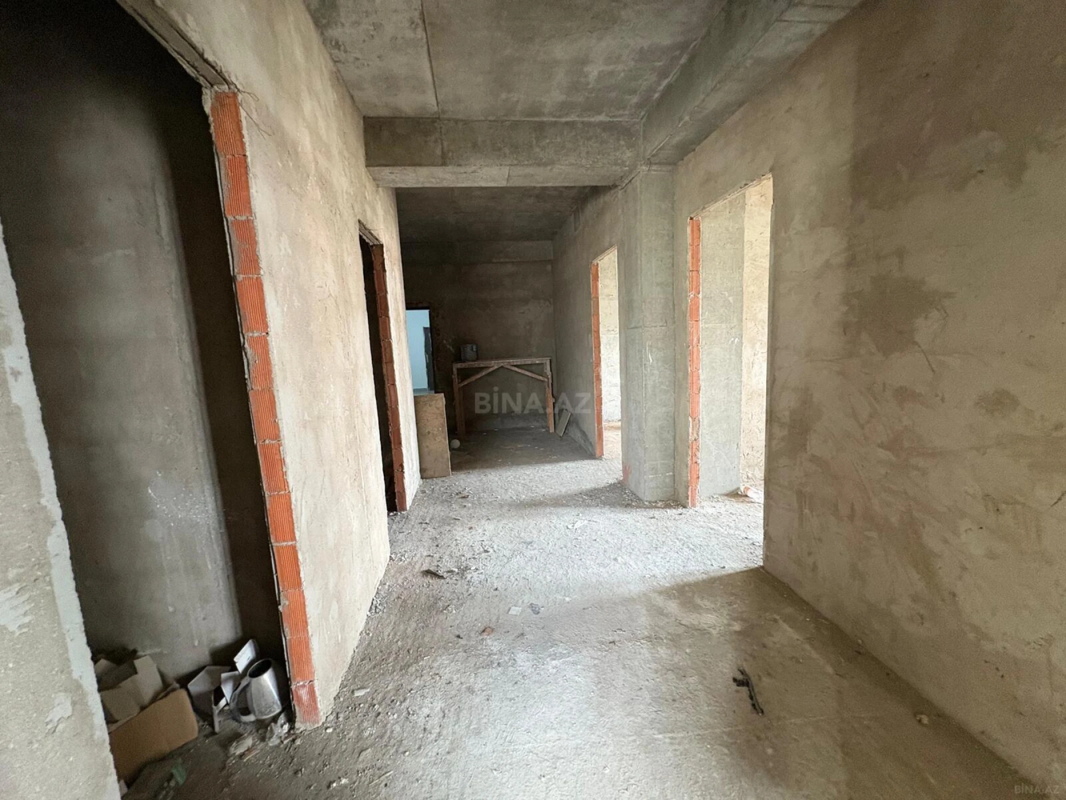 Satılır 3 otaqlı mənzil 112 m²