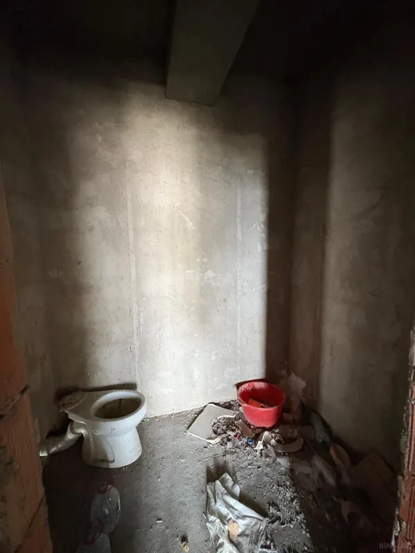 Satılır 3 otaqlı mənzil 112 m²