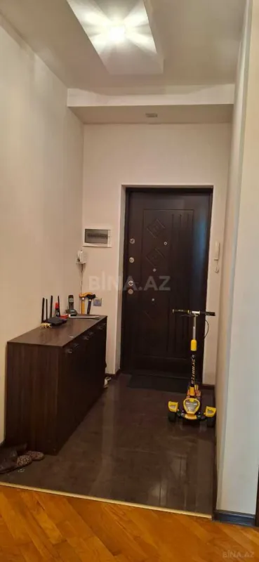 Satılır 2 otaqlı mənzil 103 m²