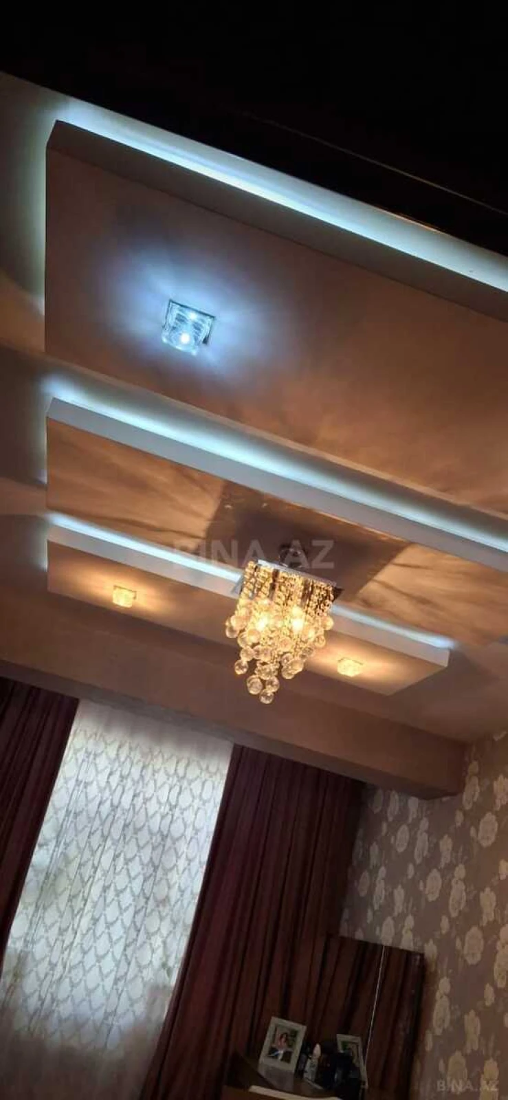 Satılır 2 otaqlı mənzil 103 m²