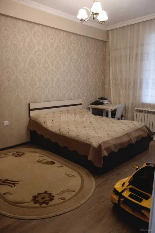 Satılır 2 otaqlı mənzil 80 m²
