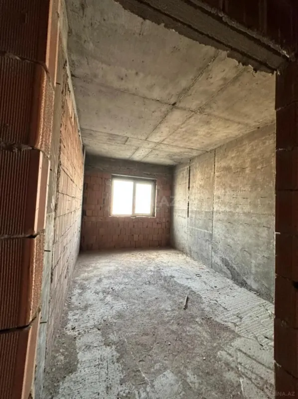 Satılır 3 otaqlı mənzil 120 m²