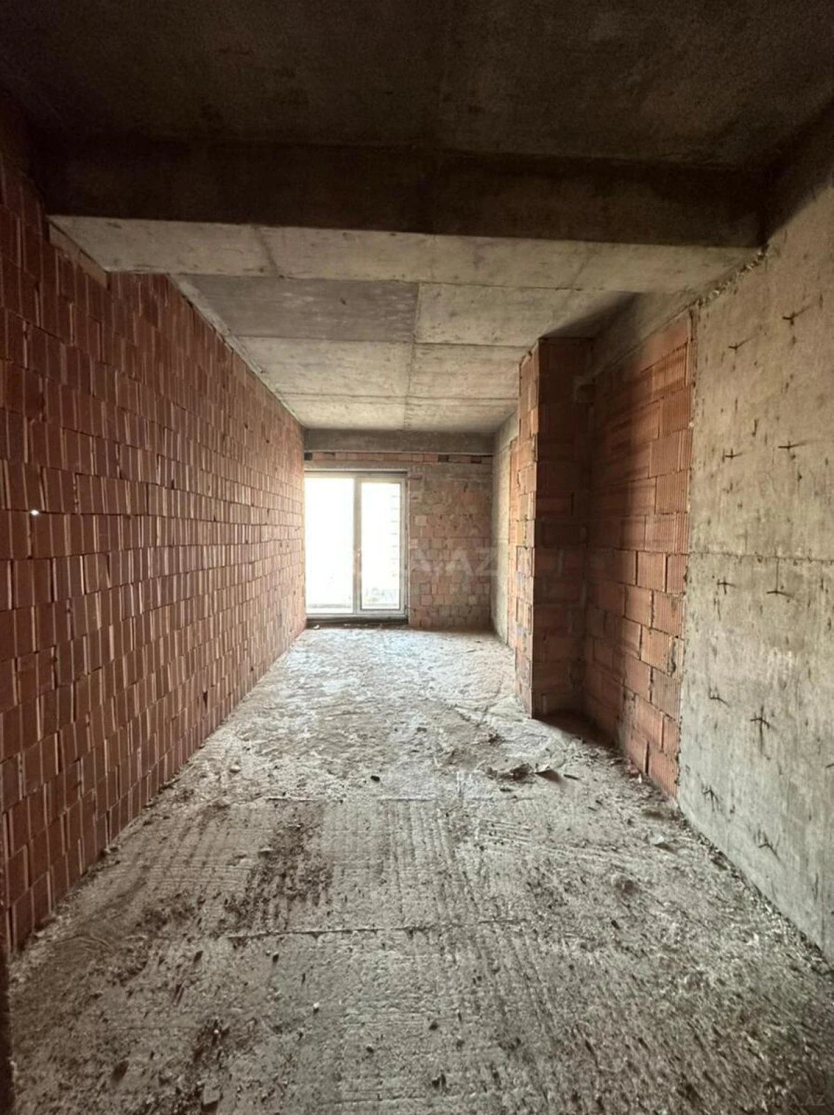 Satılır 3 otaqlı mənzil 120 m²