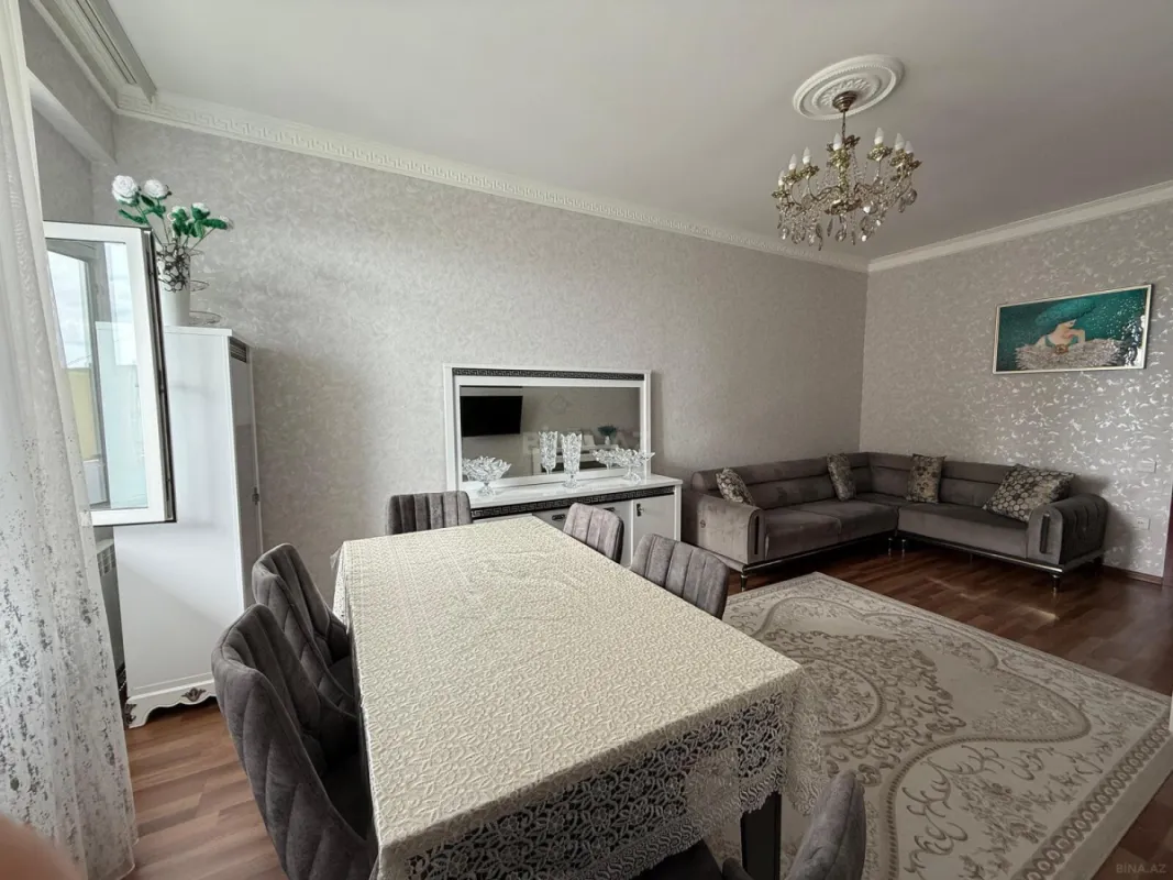 Satılır 2 otaqlı mənzil 72 m²