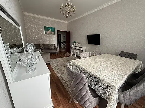 Satılır 2 otaqlı mənzil 72 m²