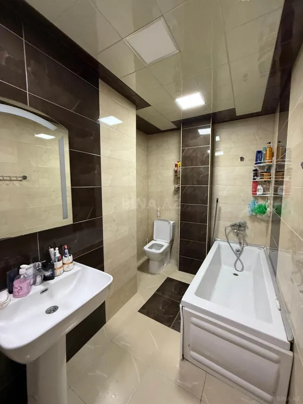 Satılır 2 otaqlı mənzil 72 m²