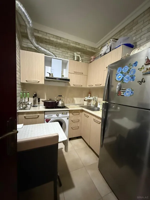 Satılır 2 otaqlı mənzil 72 m²