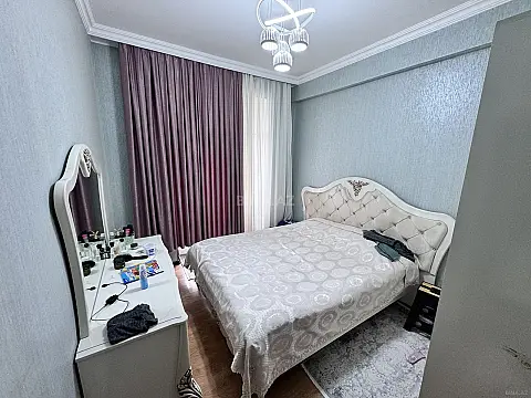 Satılır 4 otaqlı mənzil 110 m²