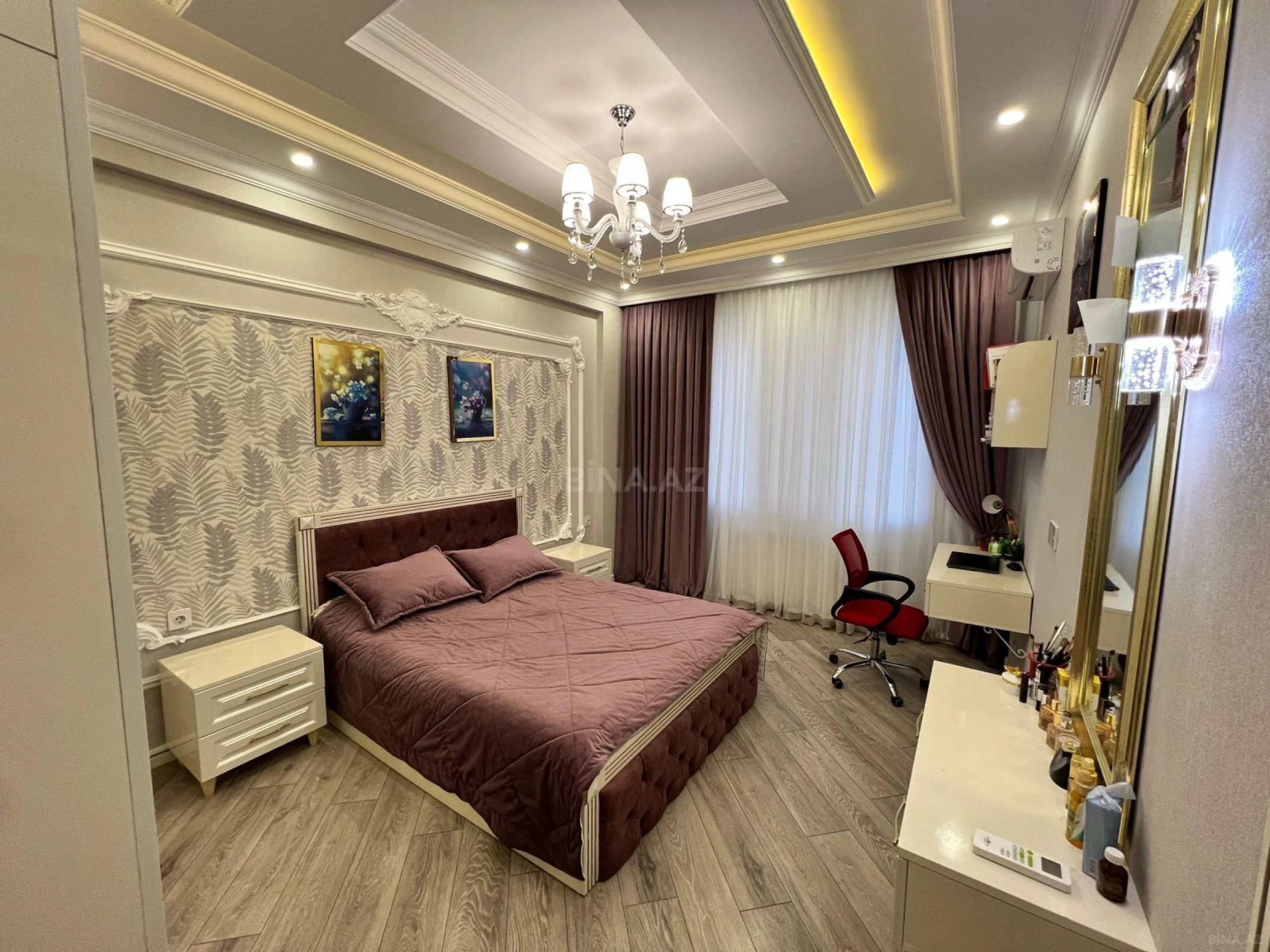 Kirayə verilir 4 otaqlı mənzil 200 m²