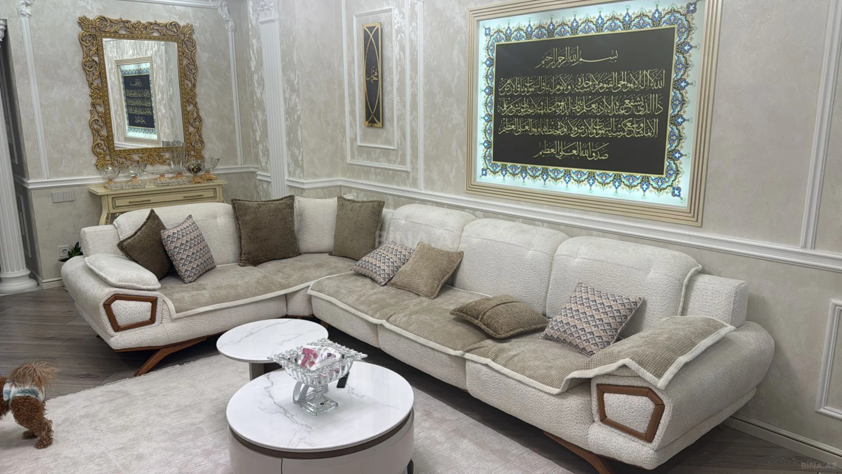 Kirayə verilir 4 otaqlı mənzil 200 m²