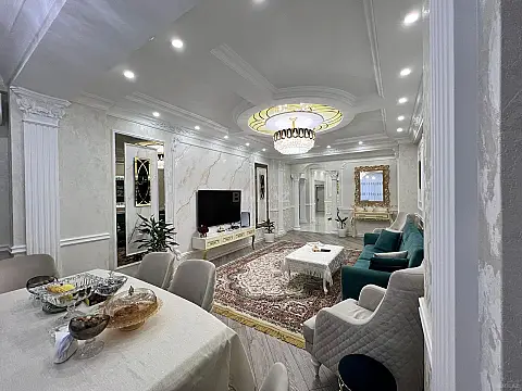 Kirayə verilir 4 otaqlı mənzil 200 m²