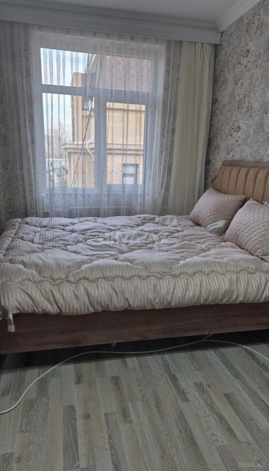 Kirayə verilir 2 otaqlı mənzil 60 m²