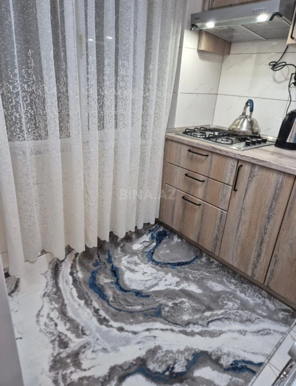 Kirayə verilir 2 otaqlı mənzil 60 m²