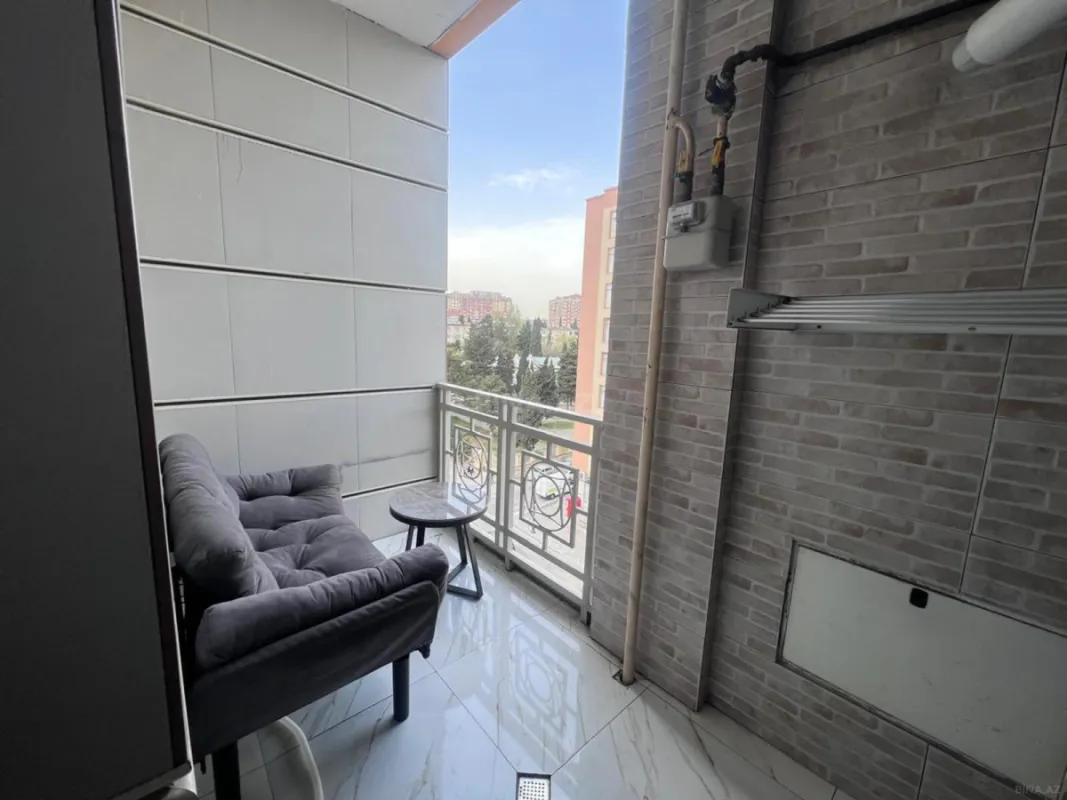Satılır 2 otaqlı mənzil 78 m²