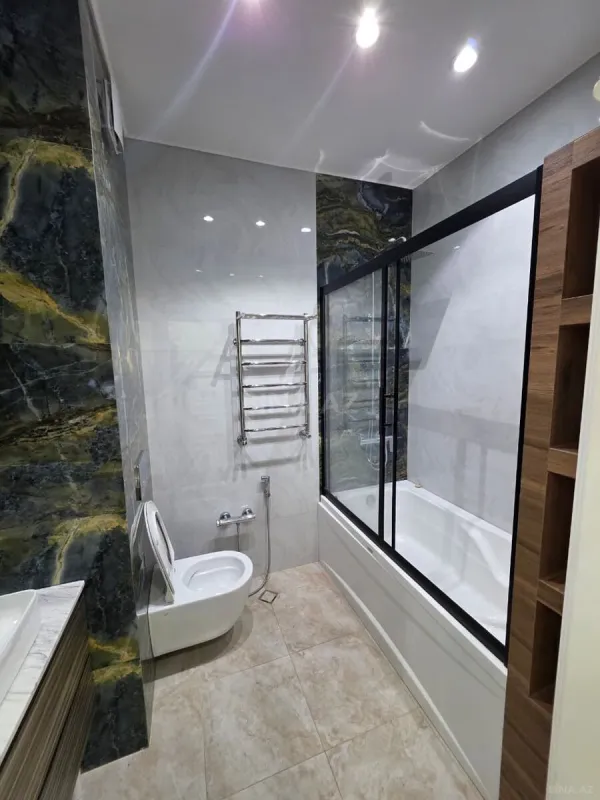 Satılır 3 otaqlı mənzil 120 m²