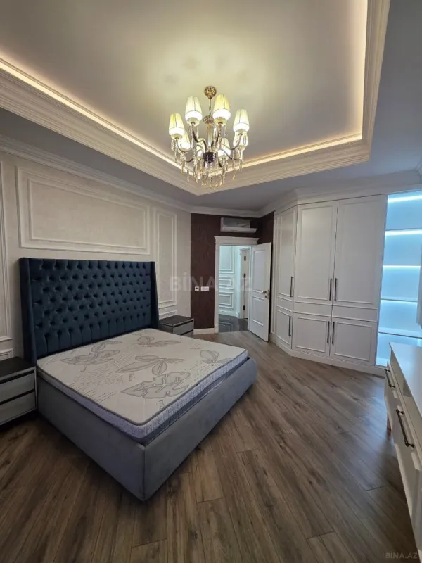 Satılır 3 otaqlı mənzil 120 m²