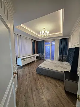 Satılır 3 otaqlı mənzil 120 m²
