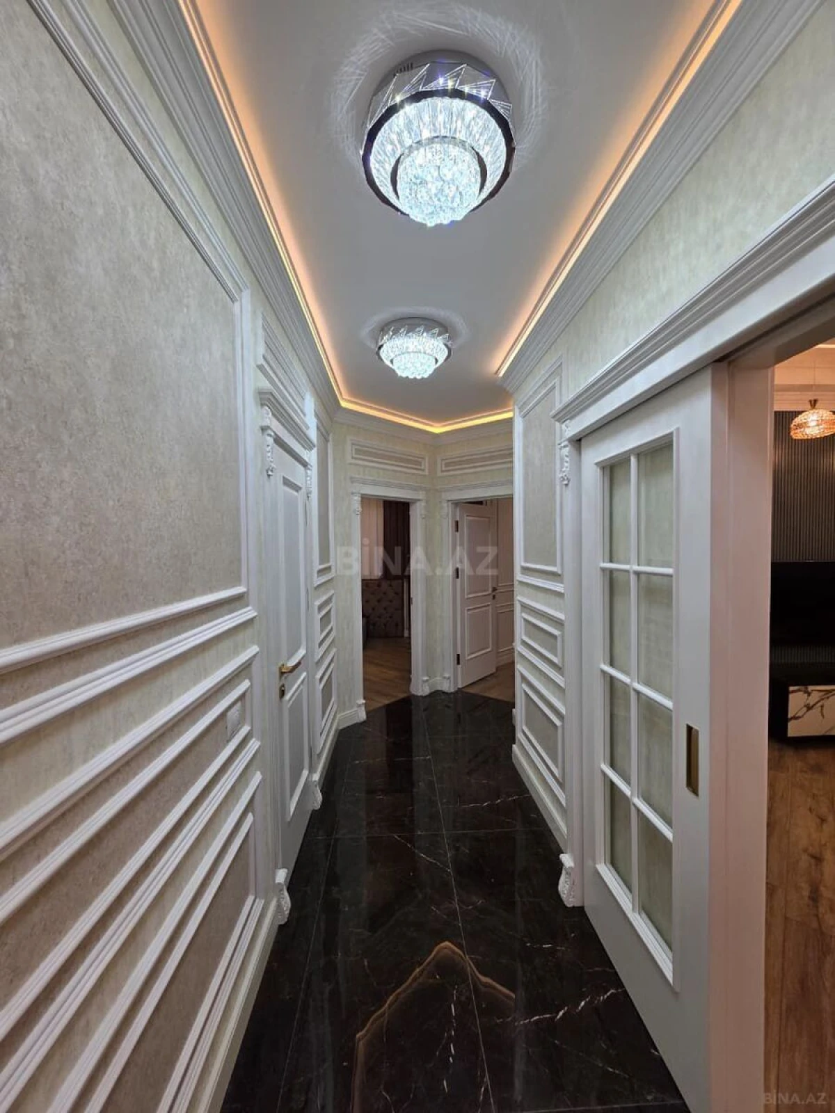 Satılır 3 otaqlı mənzil 120 m²