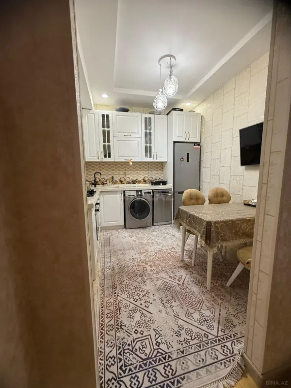 Satılır 2 otaqlı mənzil 71 m²