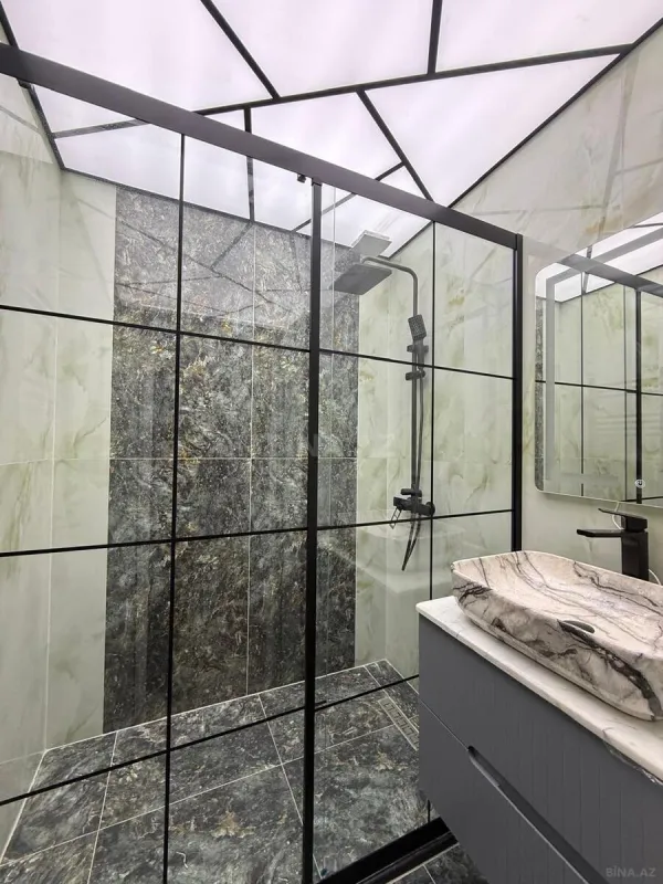 Satılır 4 otaqlı mənzil 100 m²