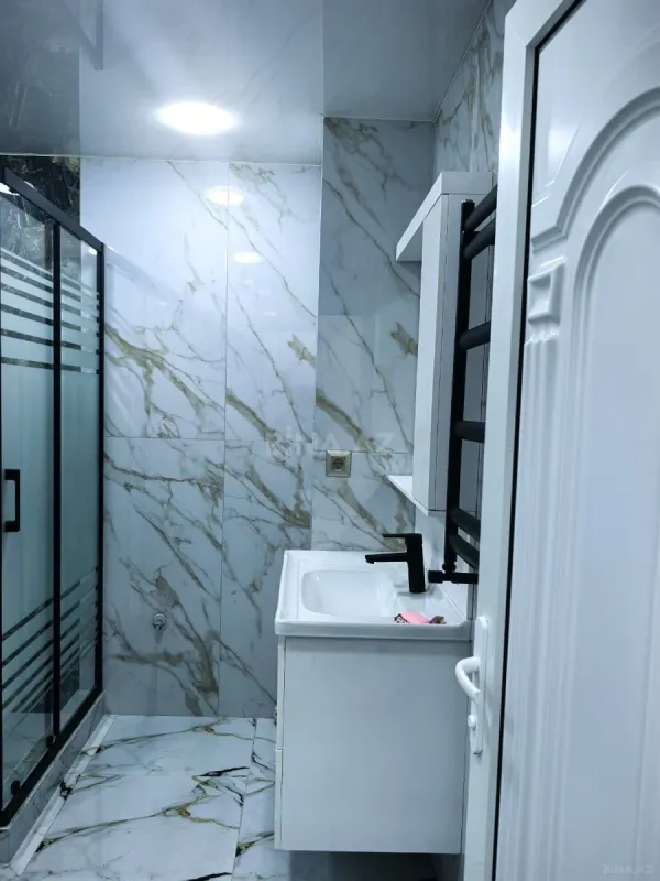 Satılır 2 otaqlı mənzil 64 m²