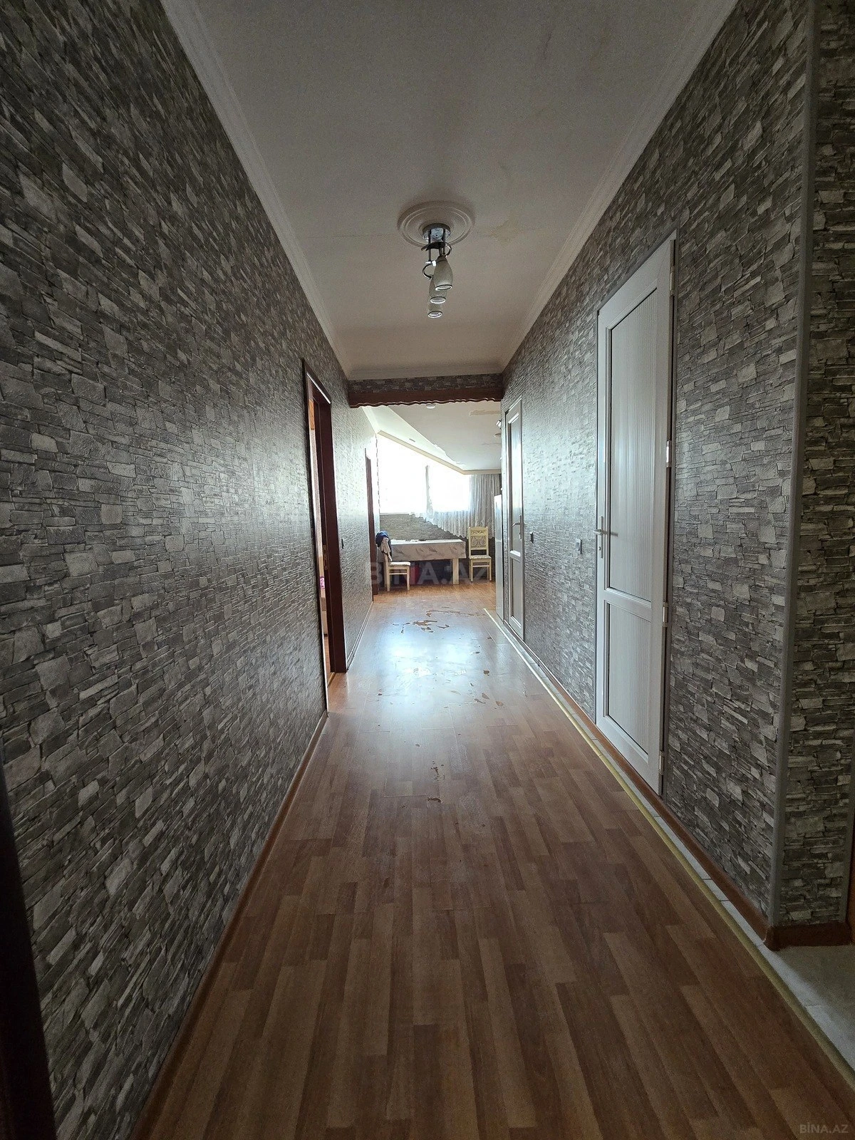 Satılır 3 otaqlı mənzil 90 m²