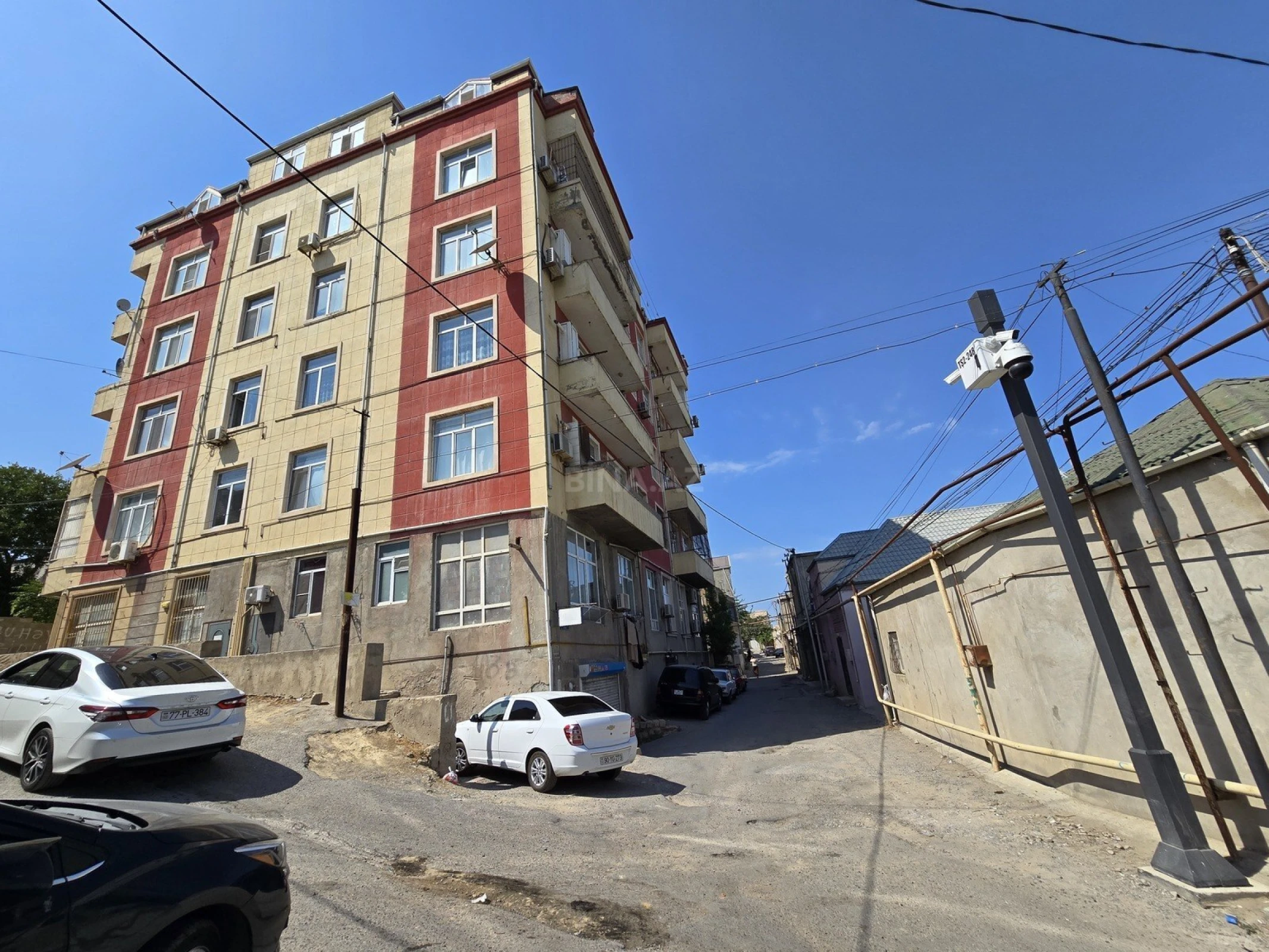 Satılır 3 otaqlı mənzil 90 m²