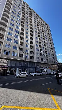 Satılır 3 otaqlı mənzil 105 m² — Bakı, İnşaatçılar 3 otaq 105.00 m²