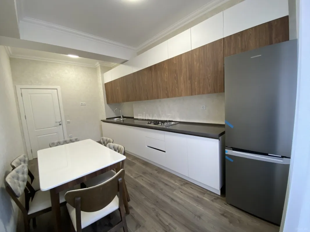 Satılır 3 otaqlı mənzil 96.6 m²