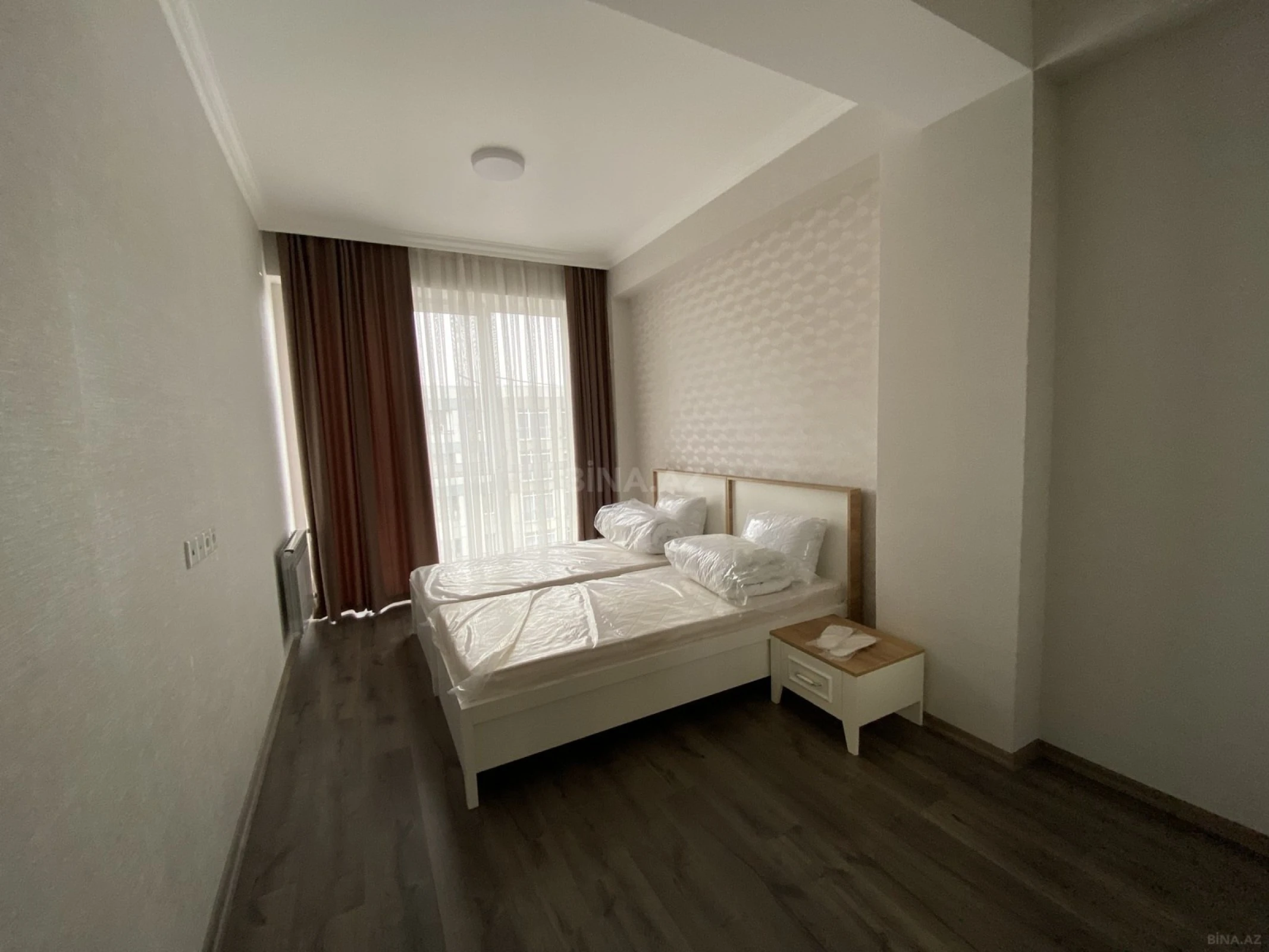 Satılır 3 otaqlı mənzil 96.6 m²
