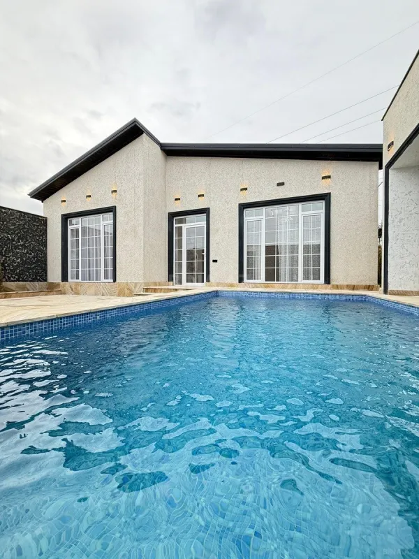 Satılır 4 otaqlı həyət evi 160 m²