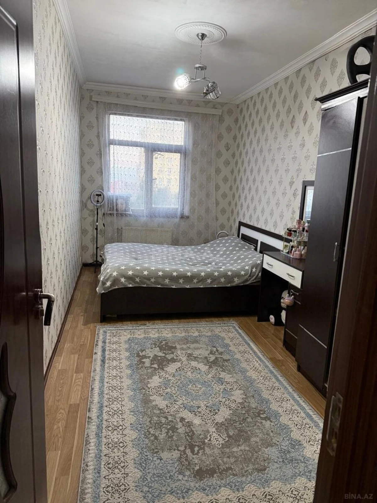 Satılır 4 otaqlı mənzil 90 m²