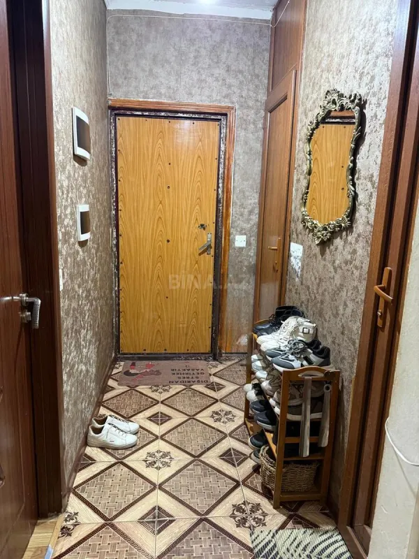 Satılır 4 otaqlı mənzil 90 m²